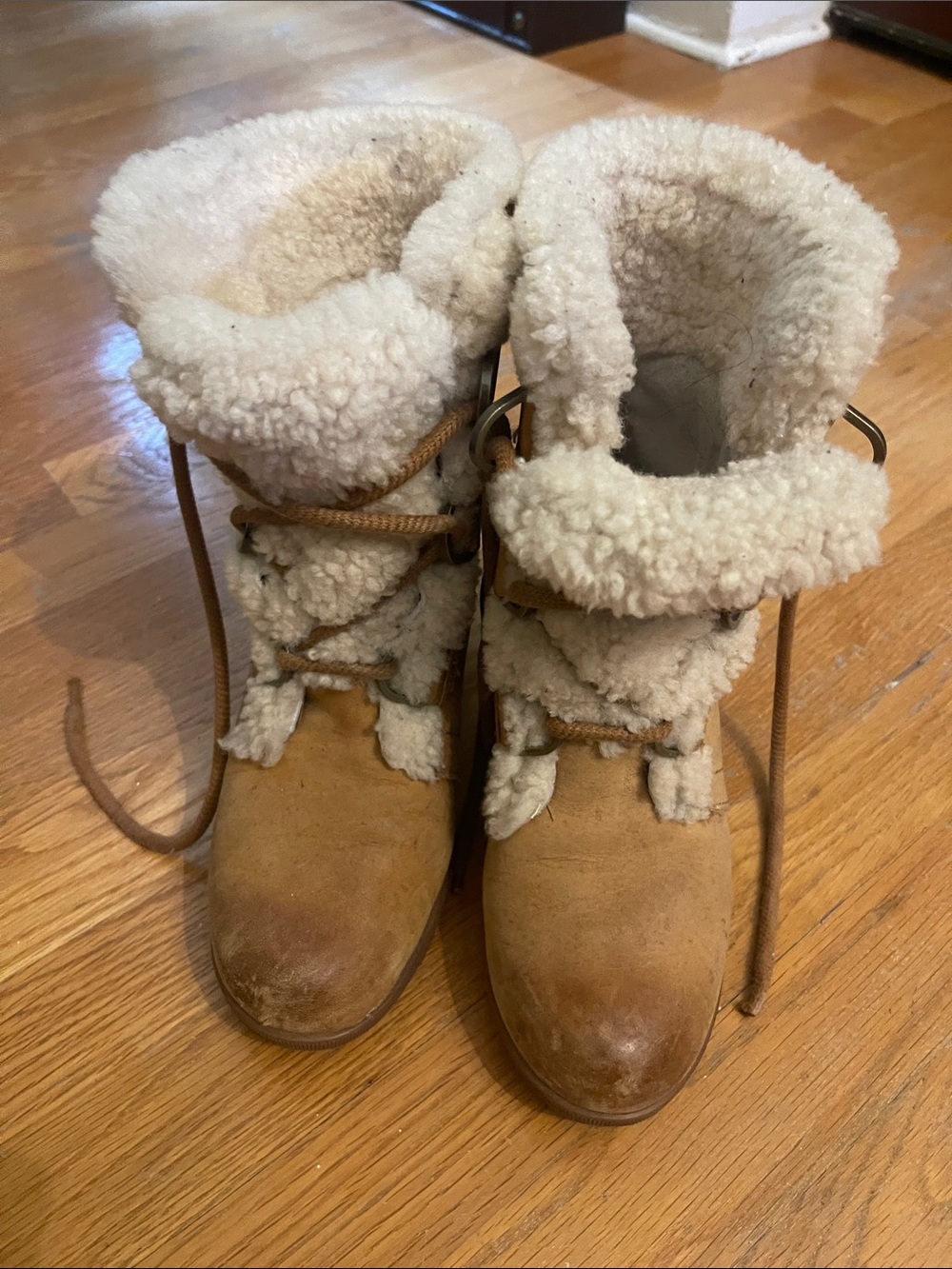 Sorel Tan Sherpa Cuff Lace-Up Winter Boots